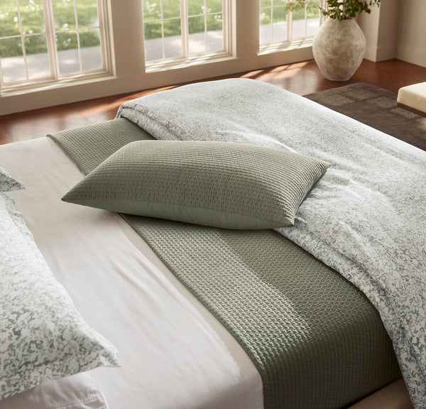 Signature Textured Stitch Quilted Sham