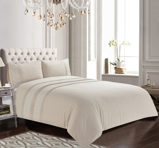 Charlotte Duvet Set