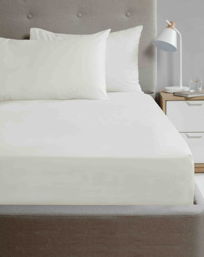 So Soft Microfibre Fitted Sheet