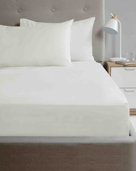 So Soft Microfibre Fitted Sheet