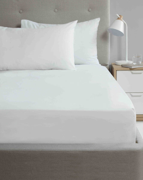 So Soft Microfibre Fitted Sheet