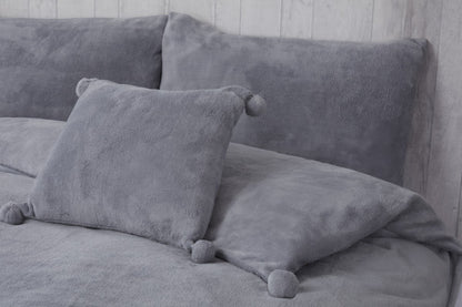 Pom Pom Fleece Duvet Set